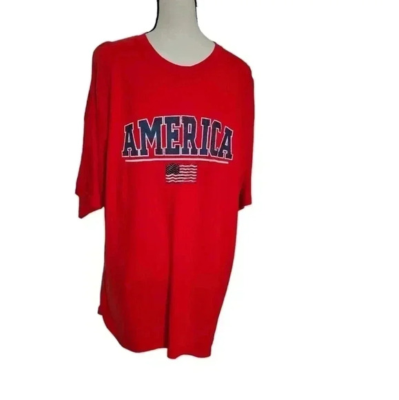 TSI Sportswear Tee-shirt XL NWT - Picture 1 of 3